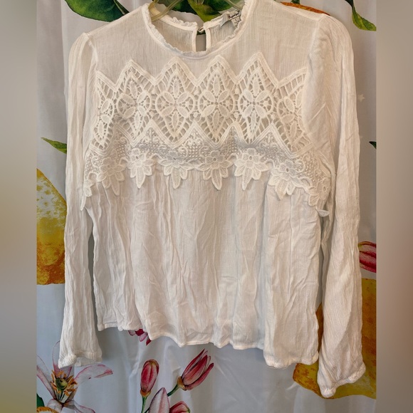 Papaya Cream color long sleeve Embroidery Blouse size large - Picture 2 of 13
